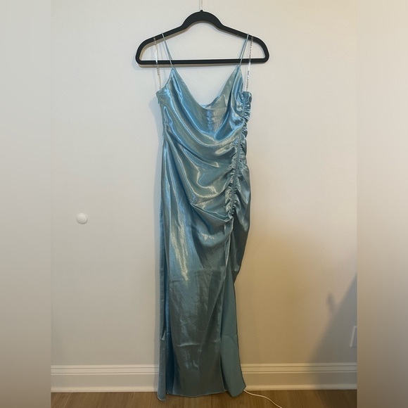 NWT Sachin & Babi Jennings Ruched Hammered Satin Side-Slit Gown, size 6 - Picture 7 of 7